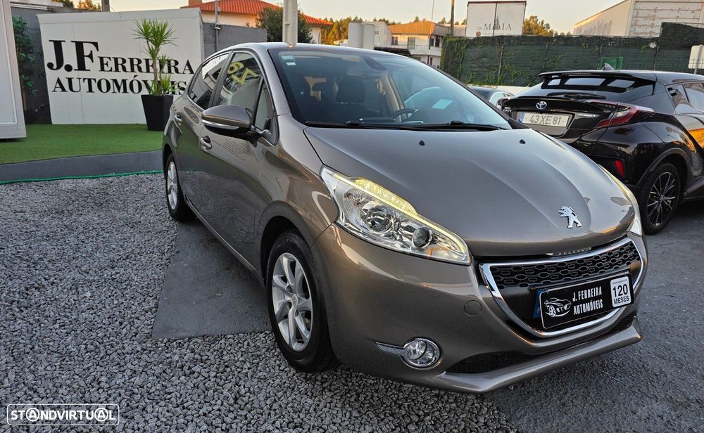 Peugeot 208 1.2 VTi Active - 3