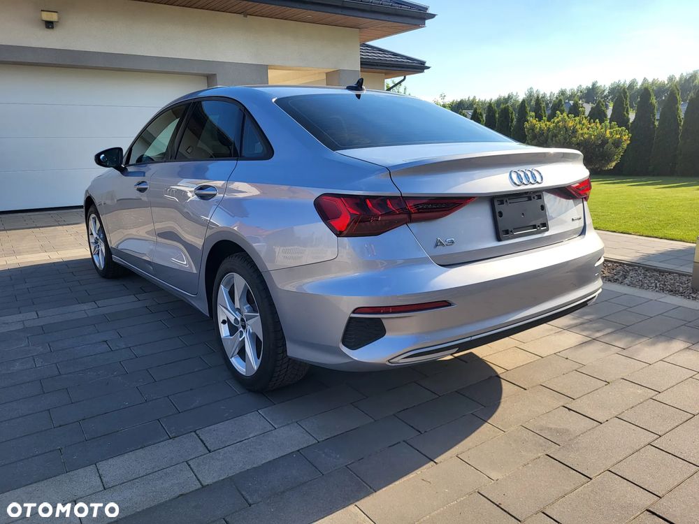 Audi A3 Limousine 40 TFSI quattro S tronic advanced - 2