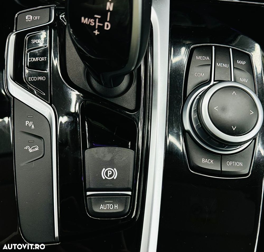 BMW X3 xDrive20i Aut. Luxury Line - 25