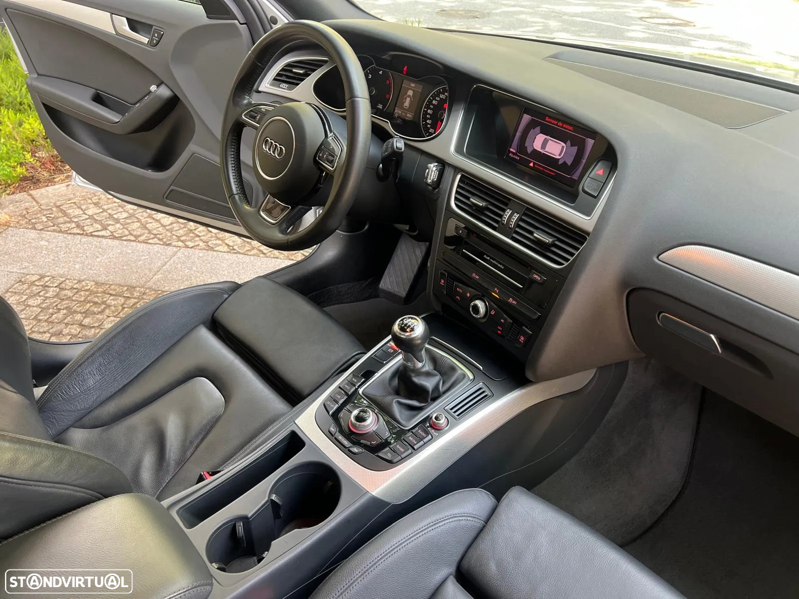 Audi A4 Avant 2.0 TDI Business Line S-line - 16