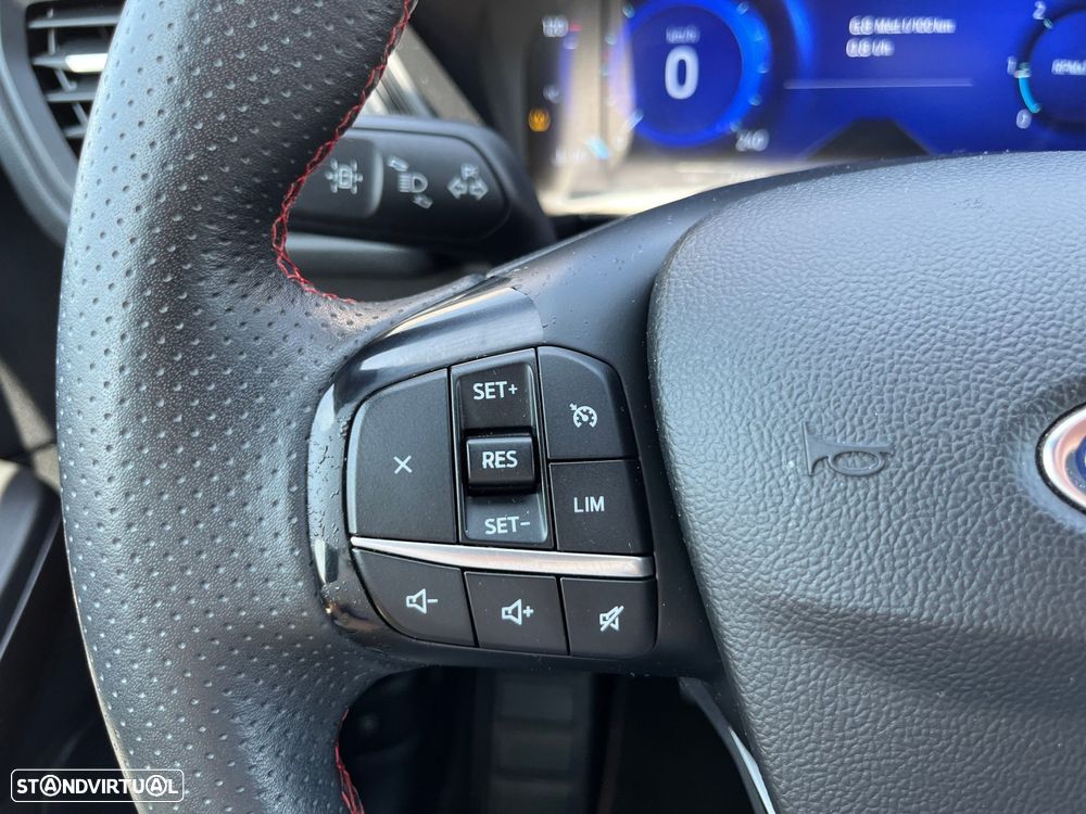 Ford Kuga 2.0 EcoBlue Hybrid ST-LINE - 20
