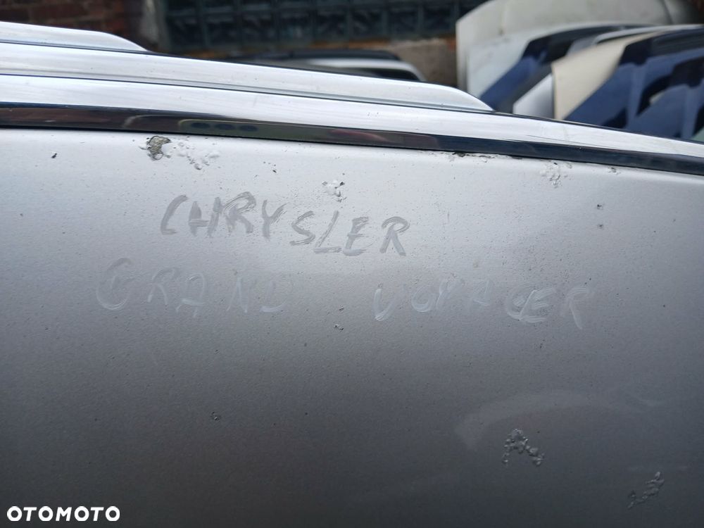 Chrysler Grand Voyager Maska - 3