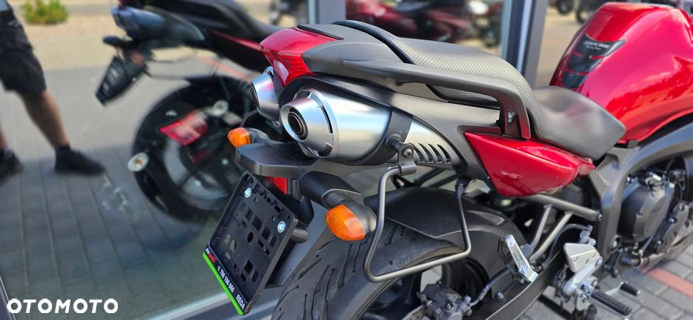 Yamaha FZ6 - 22
