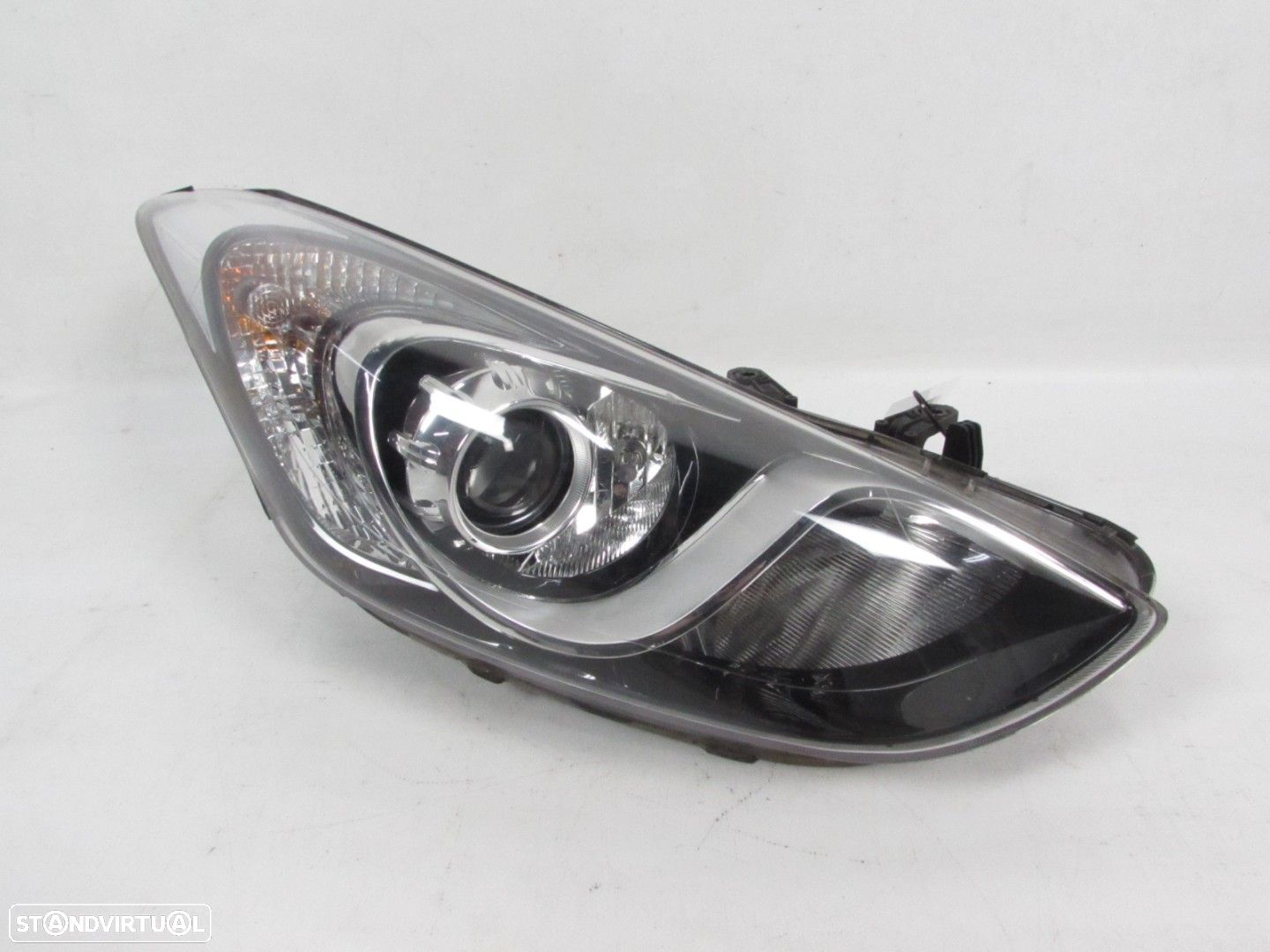 Farol normal Direito Seminovo/ Original HYUNDAI i30 (GD) 92102A6060 - 1