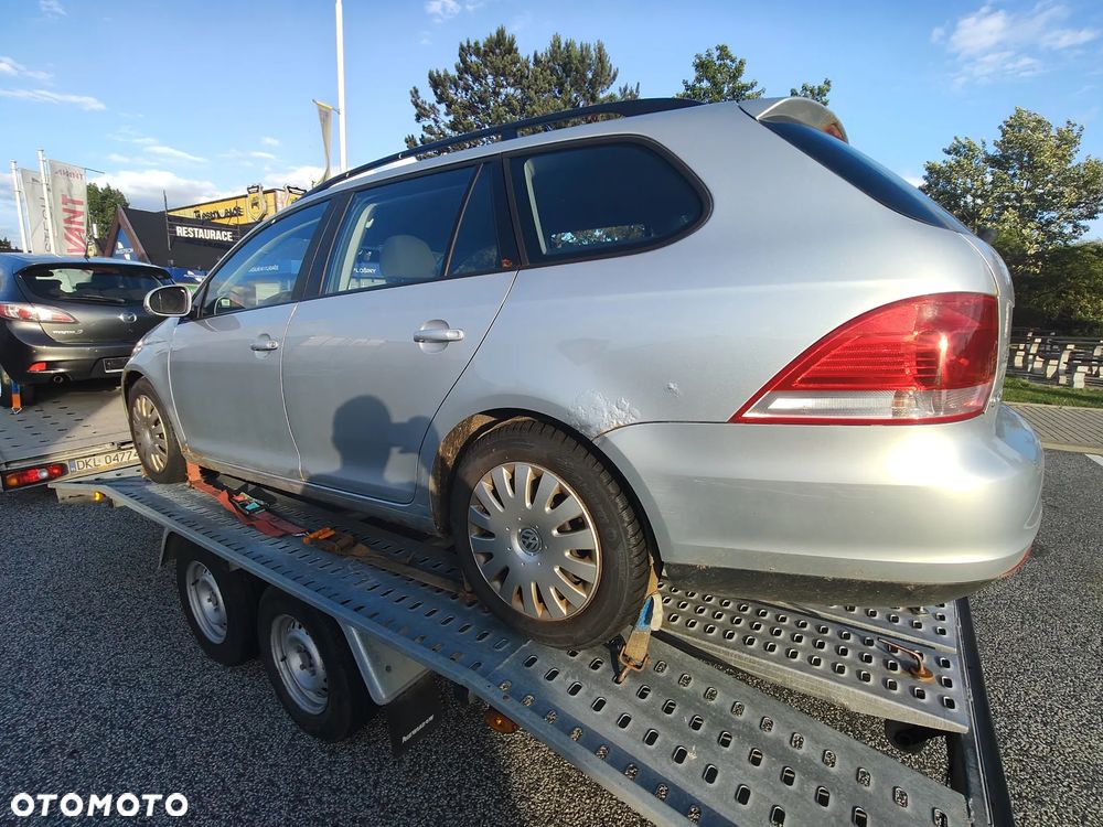 Volkswagen Golf 1.9 TDI DPF Comfortline - 3