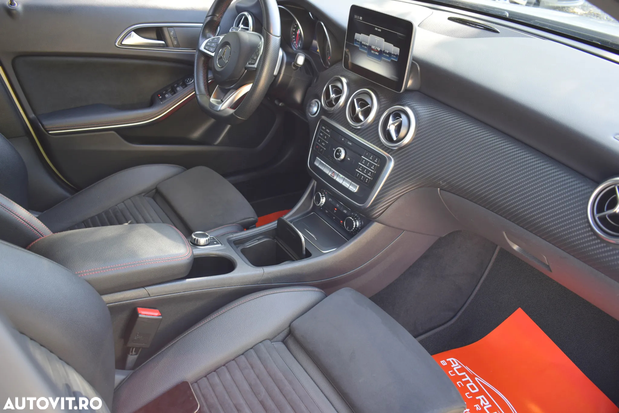 Mercedes-Benz A - 12