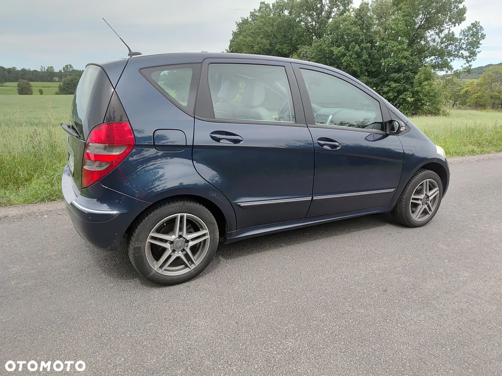 Mercedes-Benz Klasa A 170 BlueEFFICIENCY Avantgarde - 2