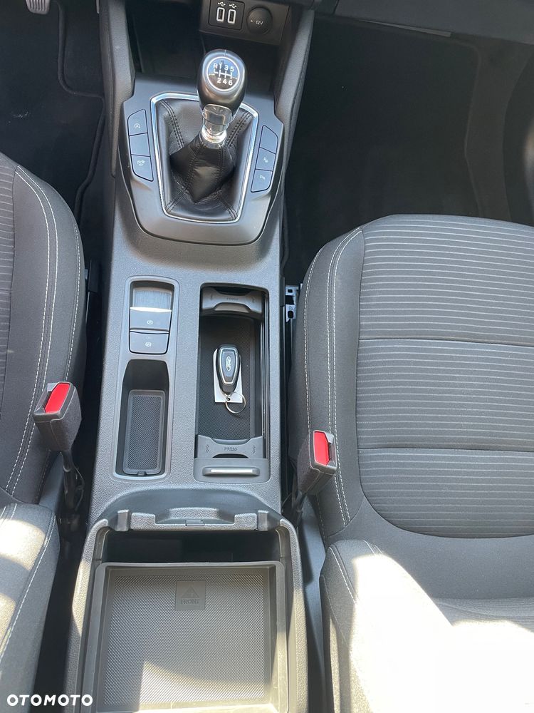 Ford Kuga 1.5 EcoBlue FWD Titanium - 23