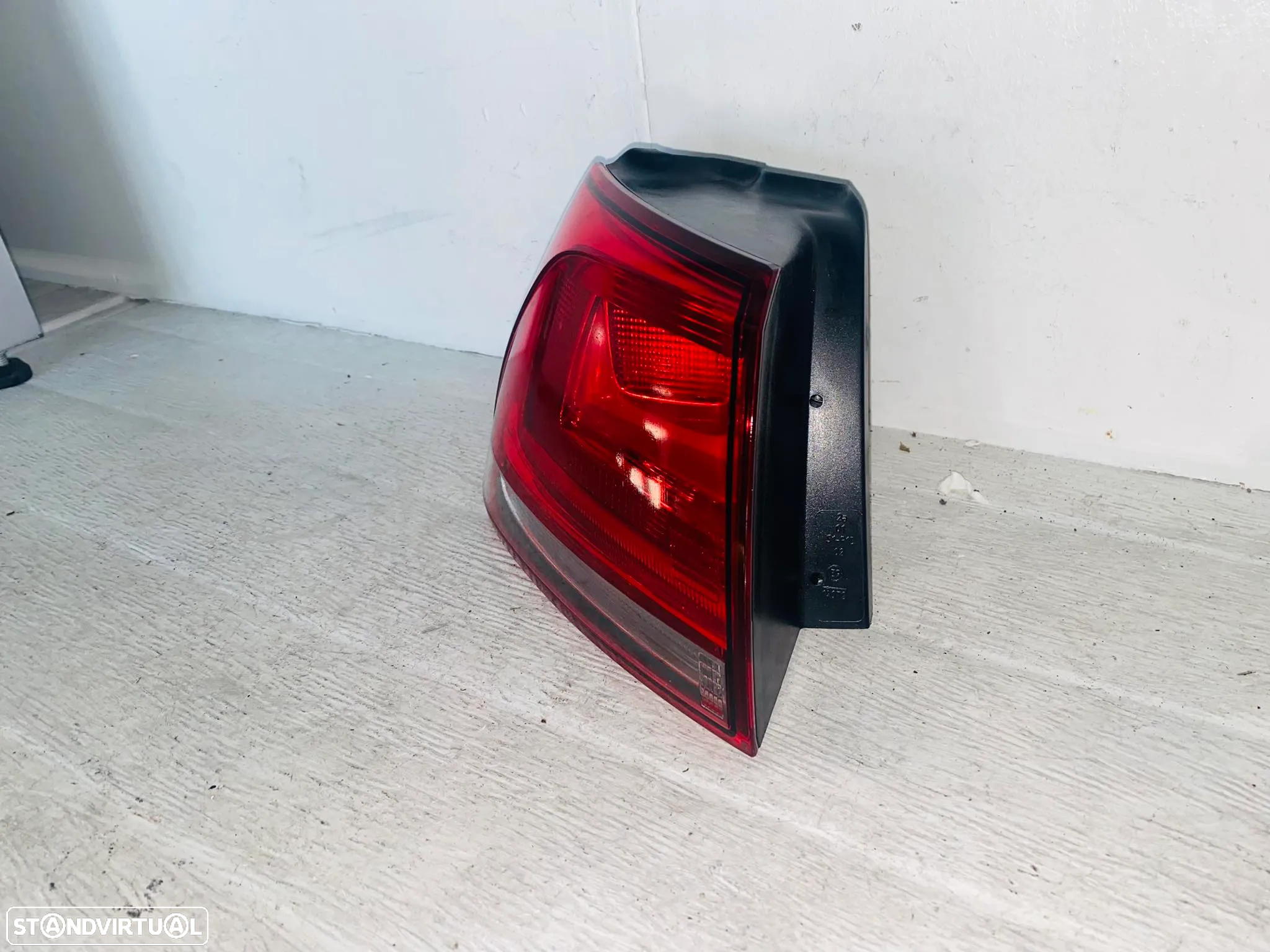 Farolim Trás Esquerdo Volkswagen Golf VII - 2012 / 2017 - FR1444 - 3