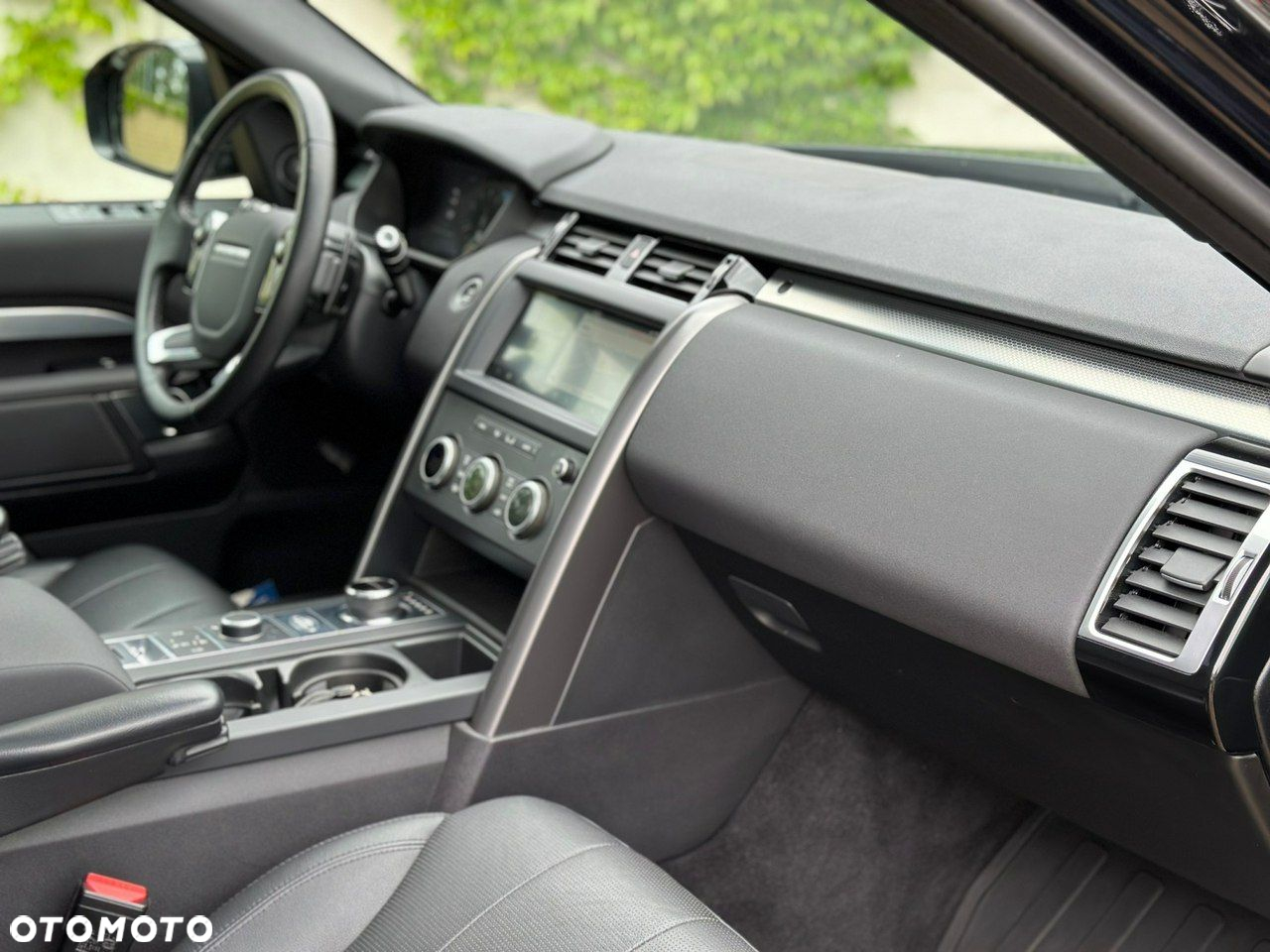 Land Rover Discovery 2.0 Si4 HSE Luxury - 9