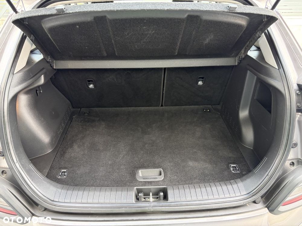Hyundai Kona - 9