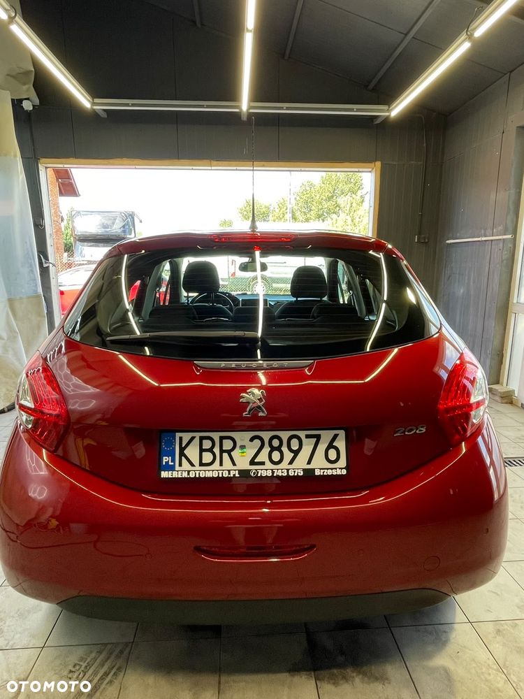 Peugeot 208 95 VTI Allure - 5