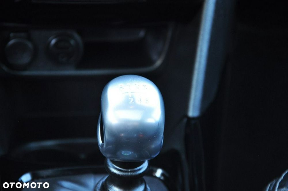 Peugeot 2008 - 35
