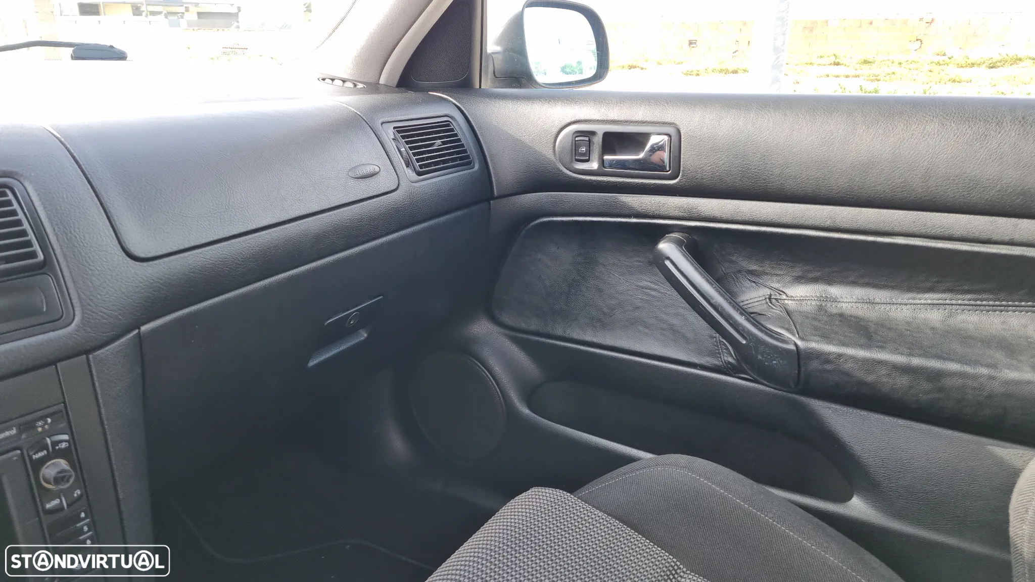 VW Golf 1.9 TDi Highline - 24