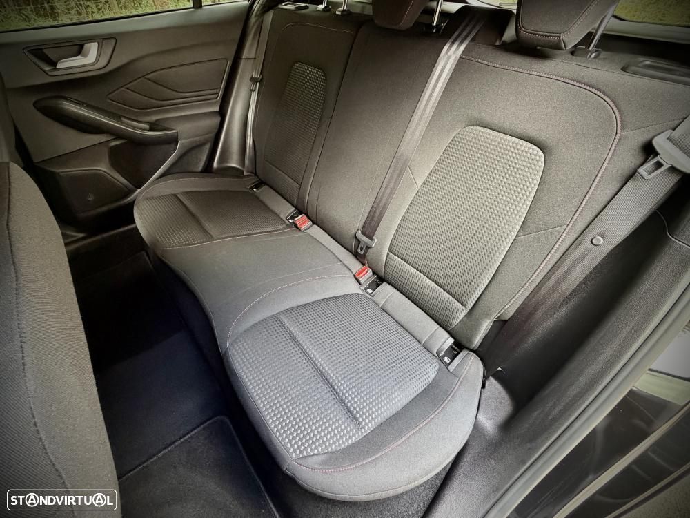 Ford Focus SW 1.5 TDCi EcoBlue ST-Line Aut. - 24