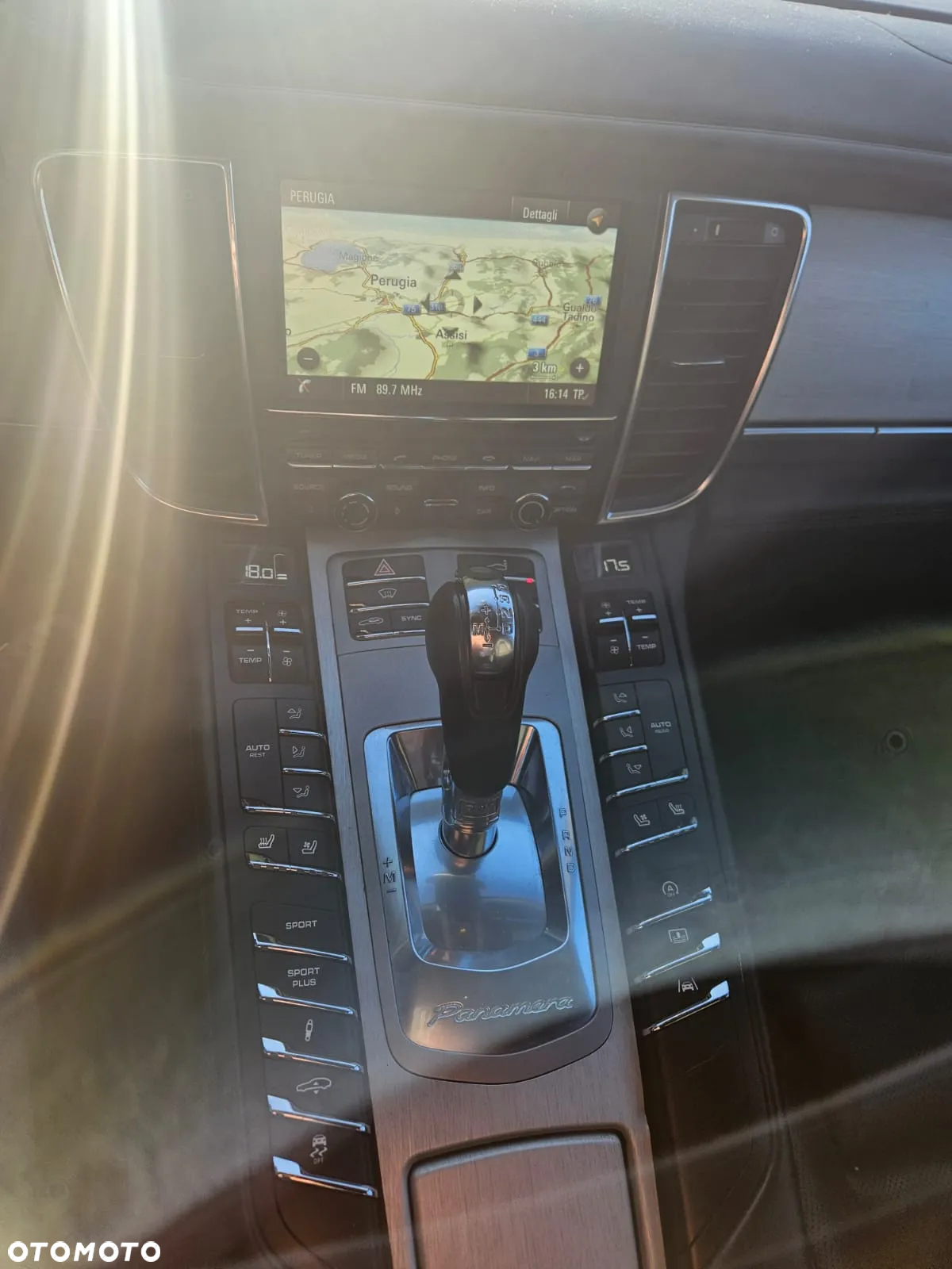 Porsche Panamera 4S - 14