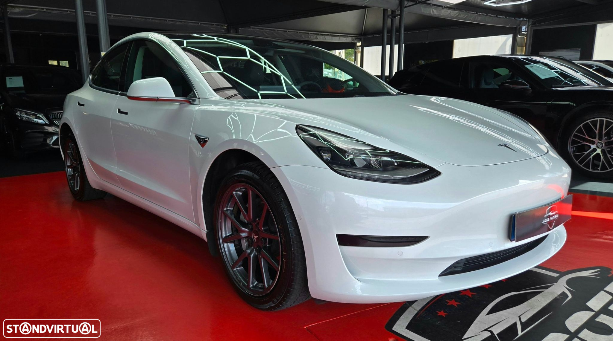 Tesla Model 3 Standard Range Plus RWD - 4