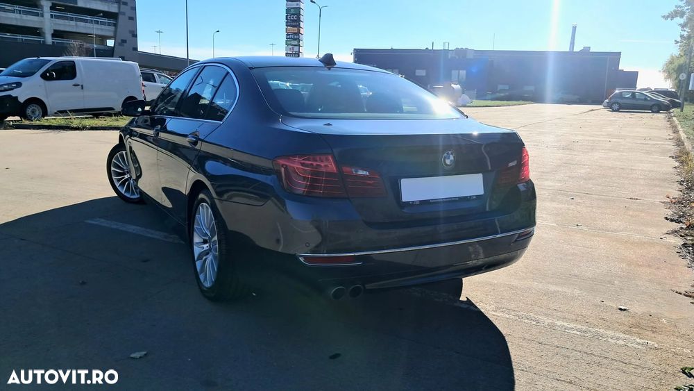 BMW Seria 5 520d Aut. Luxury Line - 4