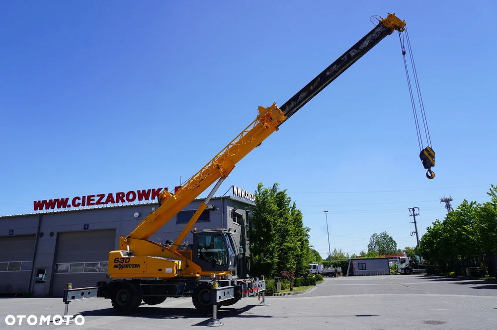 Sennebogen 630 Dźwig terenowo-szosowy / Zasięg 30 m / Udźwig 30 t / 4 szt - 17