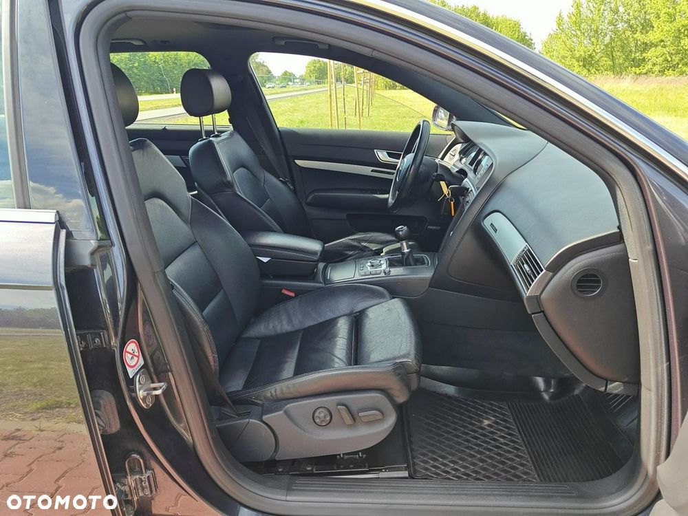 Audi A6 Avant - 16
