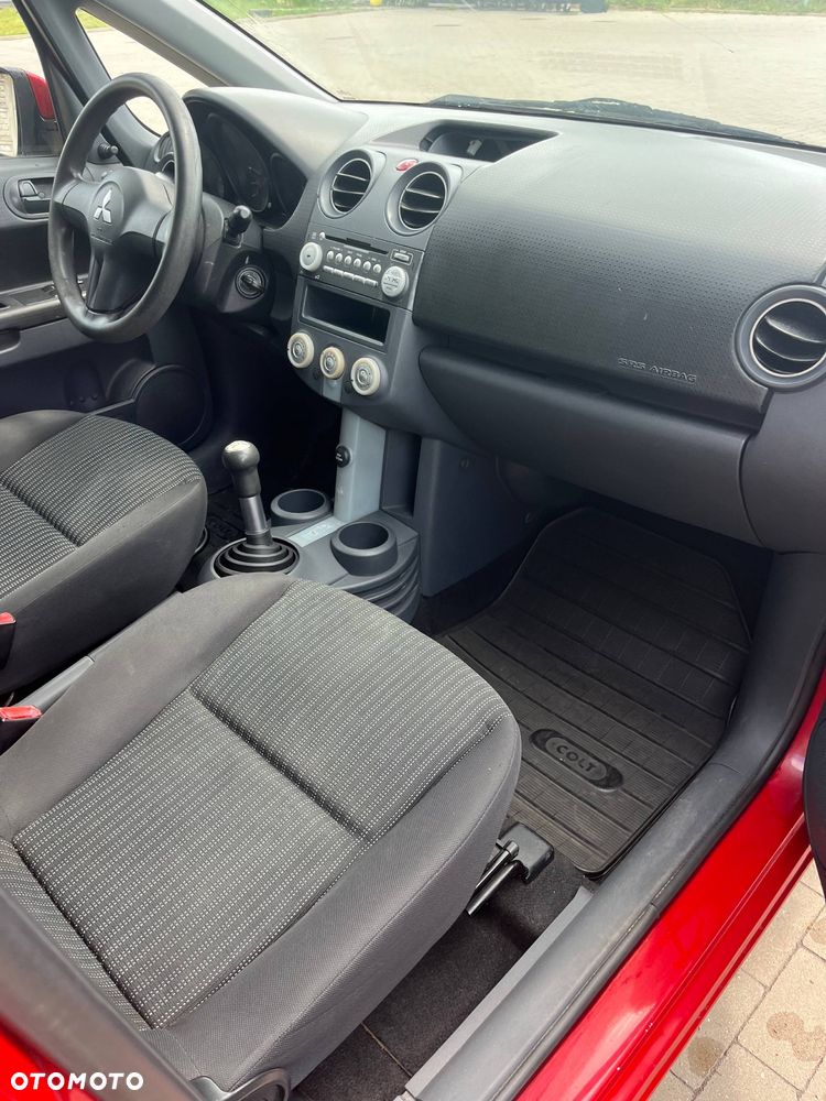 Mitsubishi Colt - 6