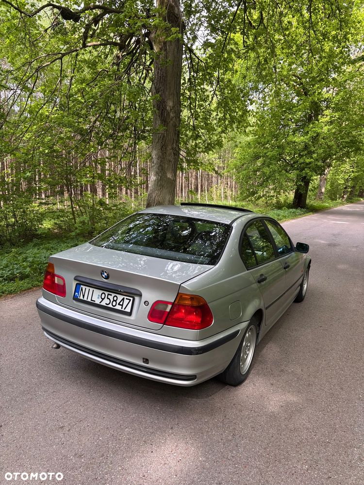 BMW Seria 3 320d - 9