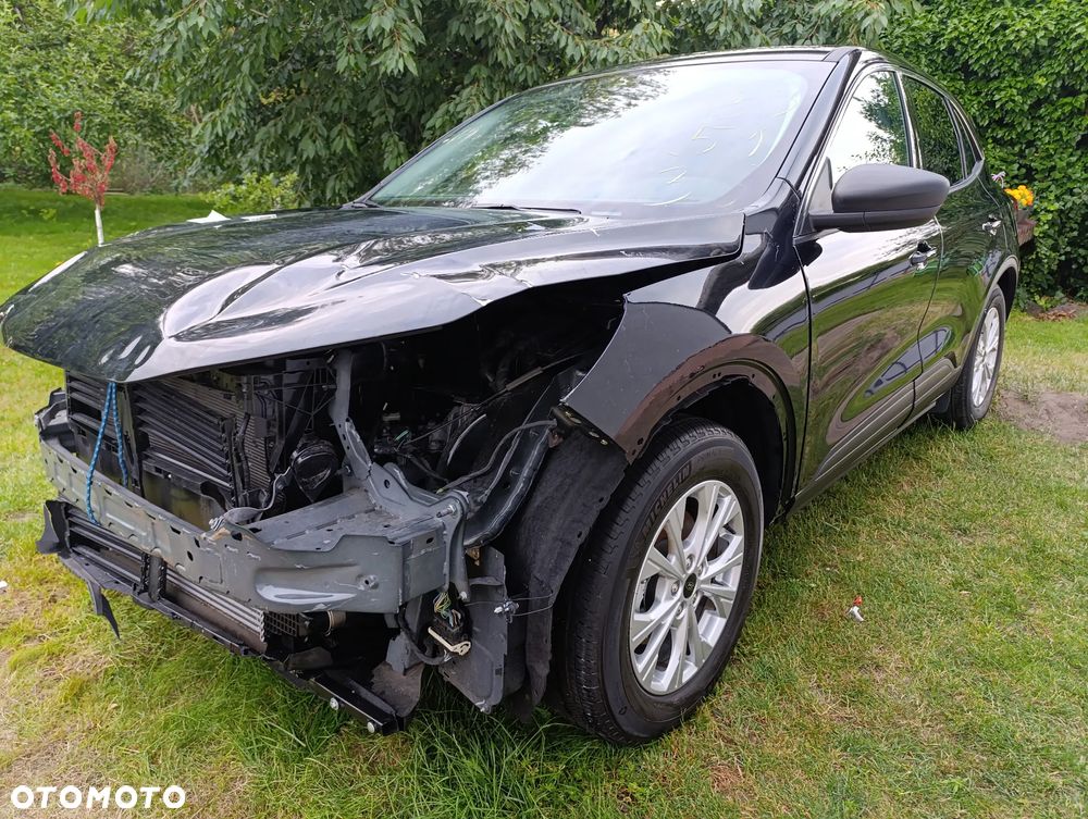 Ford Kuga 1.5 EcoBoost ACTIVE X - 4