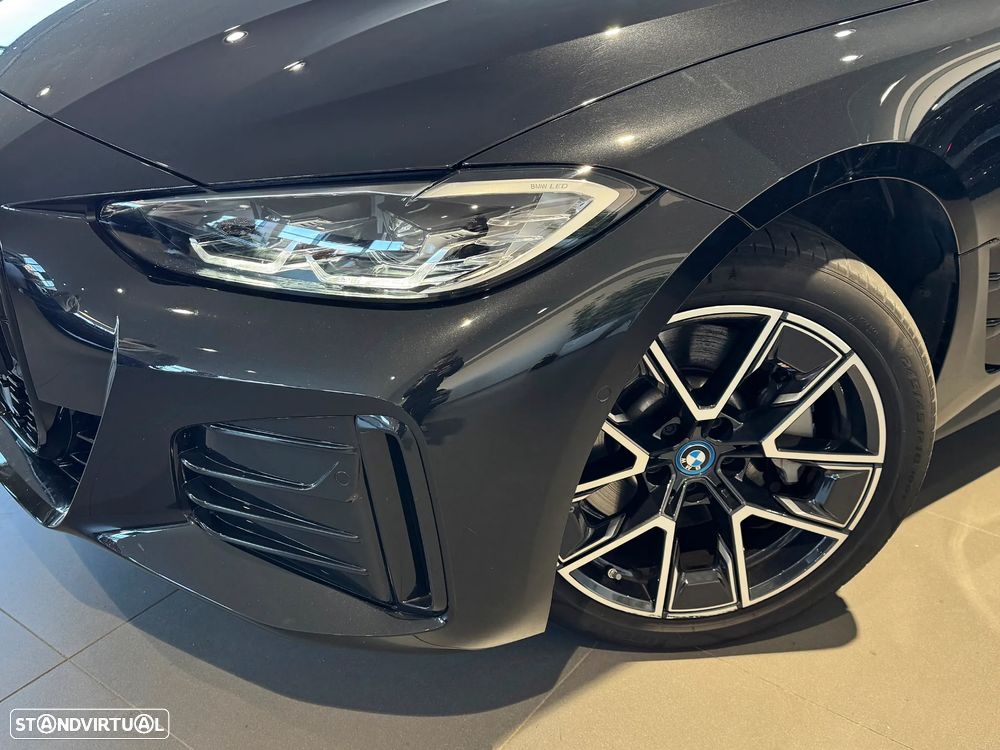 BMW i4 eDrive40 Desportiva M - 6