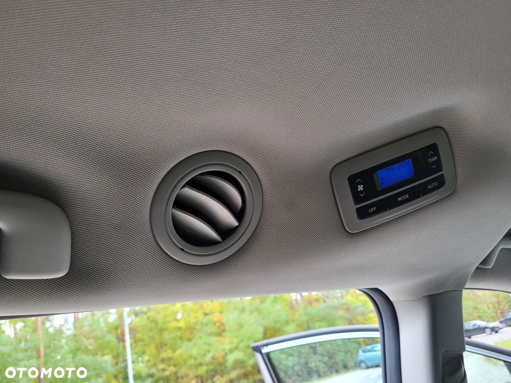 Toyota Sienna 3.5 V6 SE - 8