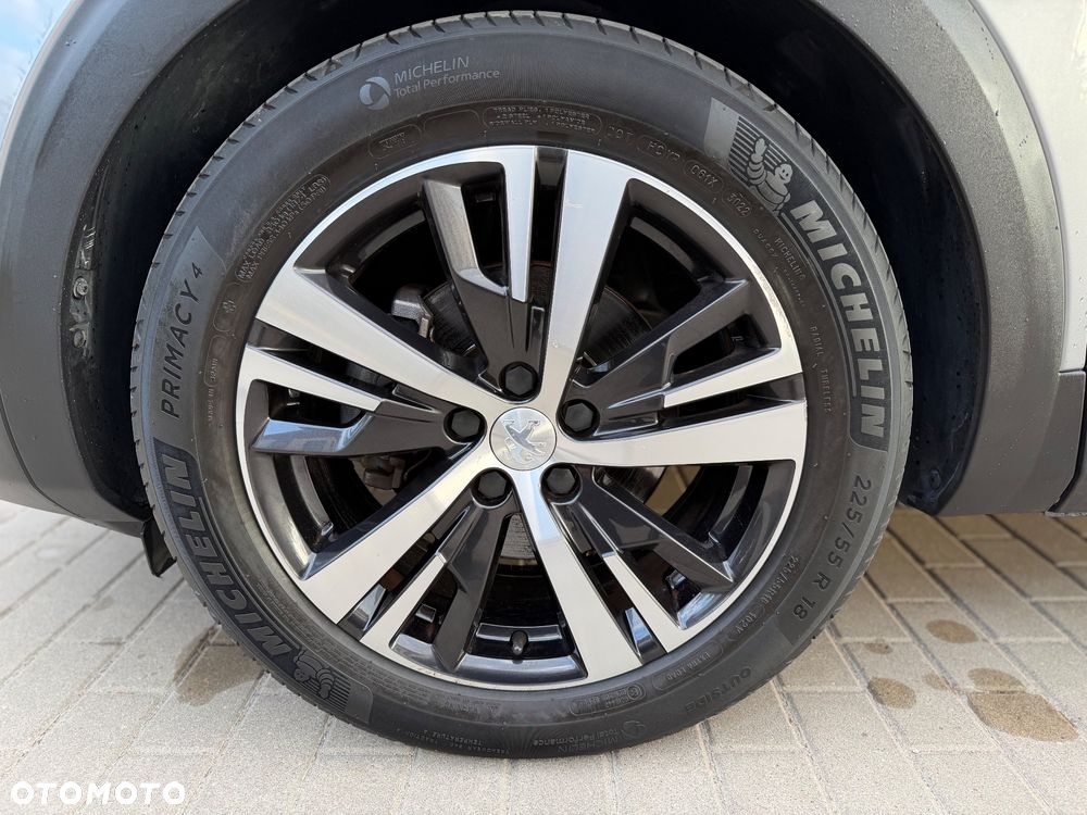 Peugeot 3008 1.2 PureTech Allure - 9