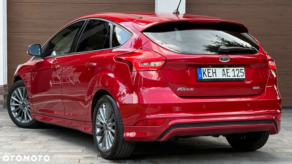 Ford Focus 1.0 EcoBoost Start-Stopp-System ST-LINE DESIGN - 26