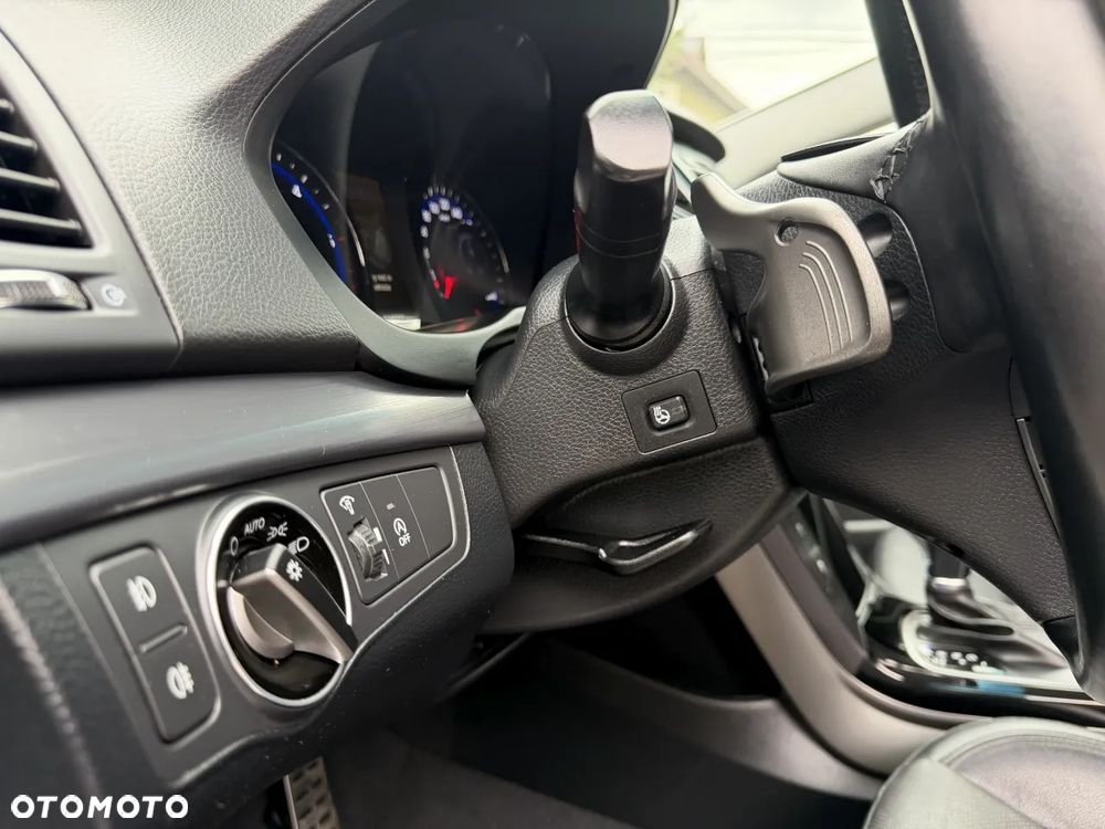 Hyundai i40 Kombi blue 1.7 CRDi DCT Premium - 31