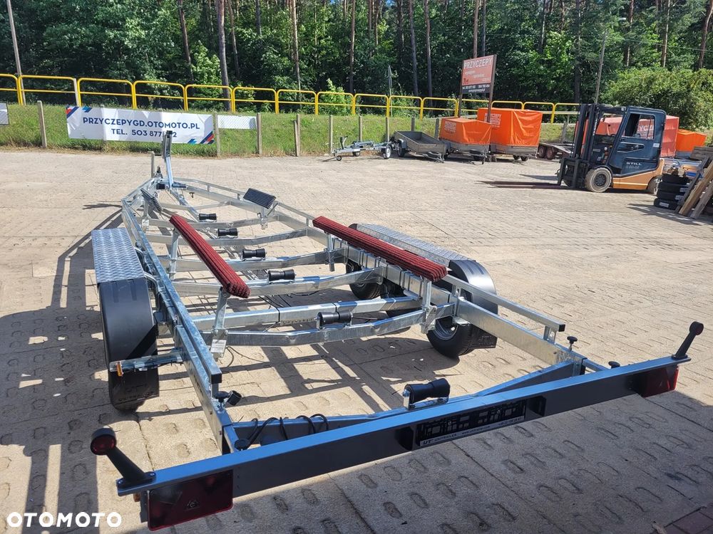 TEMARED Przyczepa B35 PTZ do 9m poszerzona DMC 3500 kg podłodziowa - 9