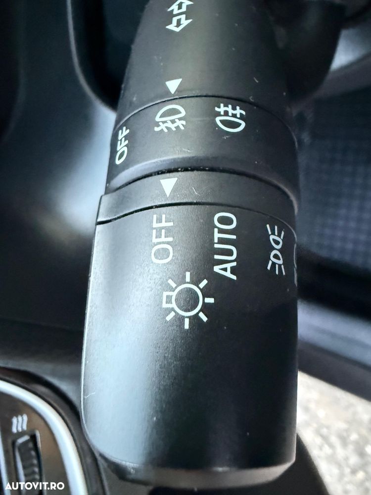 Mazda 3 - 30