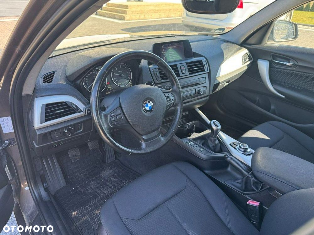 BMW Seria 1 116d - 12