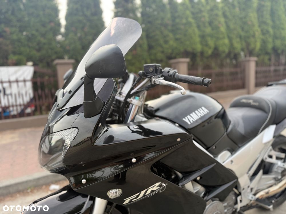 Yamaha FJR - 20
