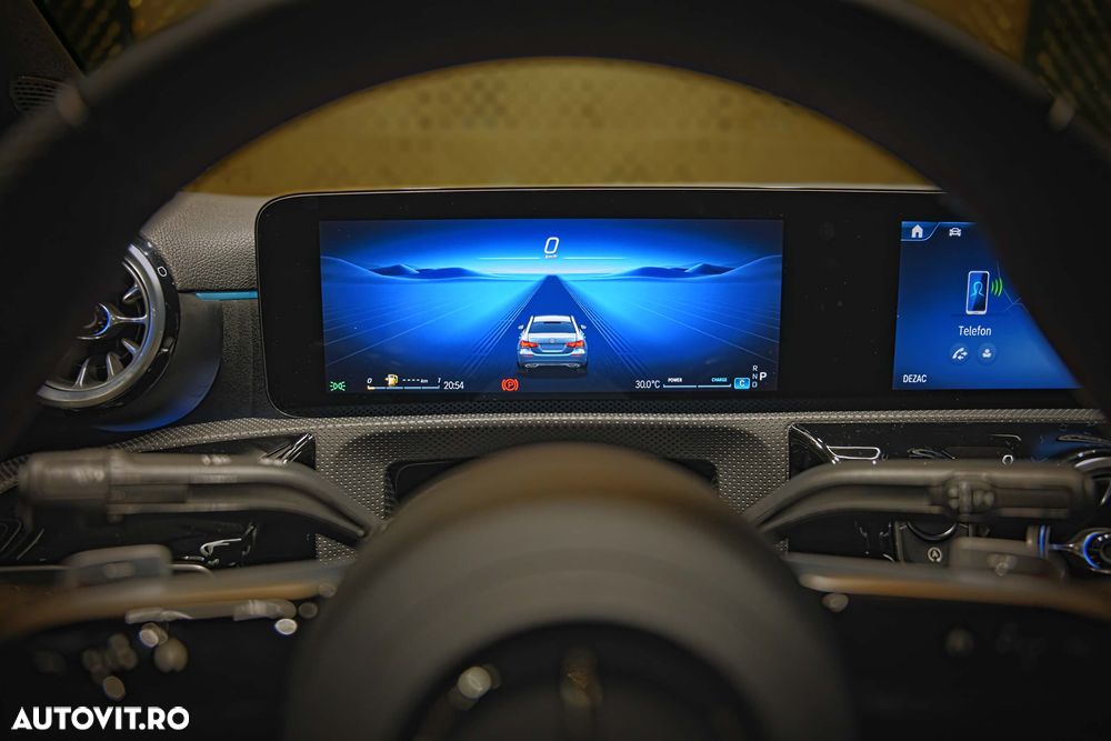 Mercedes-Benz A 180 Sedan 7G-DCT AMG Line - 20