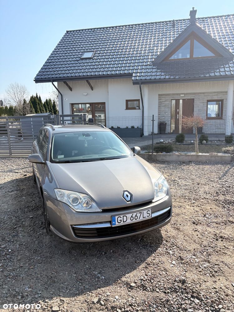 Renault Laguna dCi 110 FAP Emotion - 12
