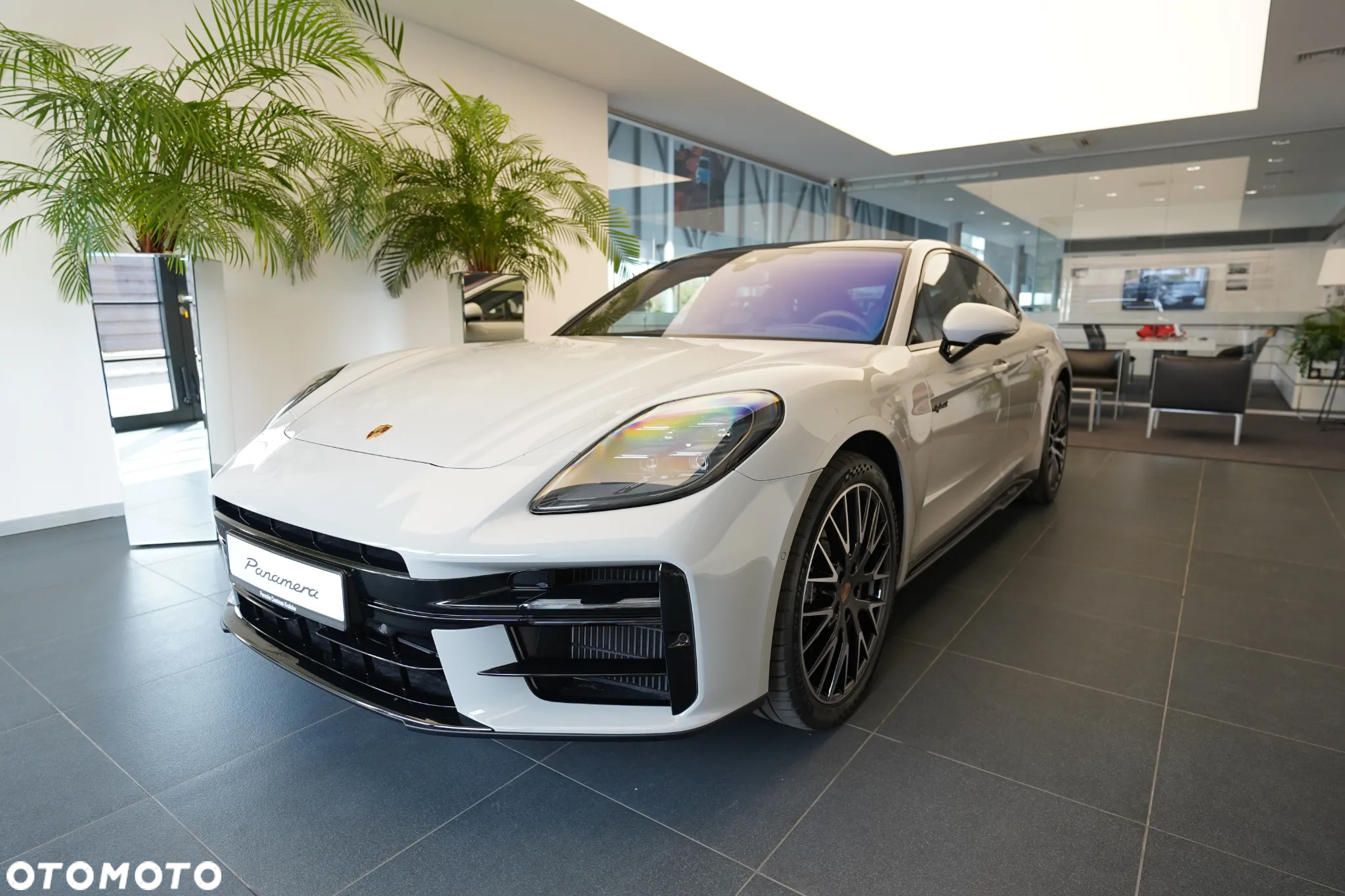 Porsche Panamera 4S E-Hybrid - 4
