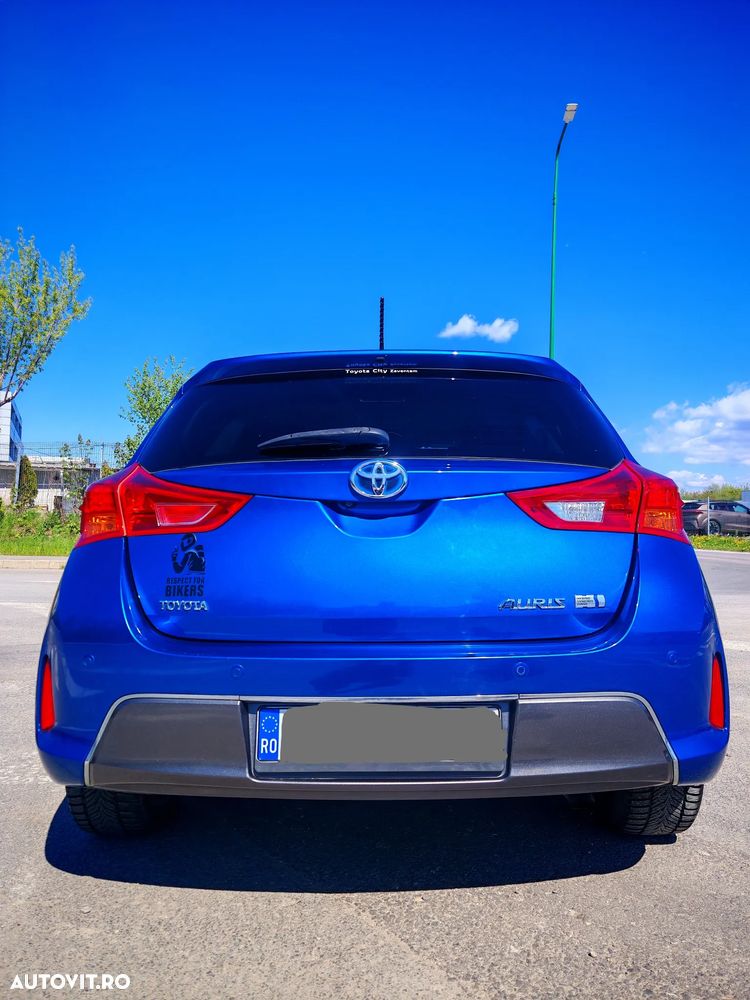 Toyota Auris - 4