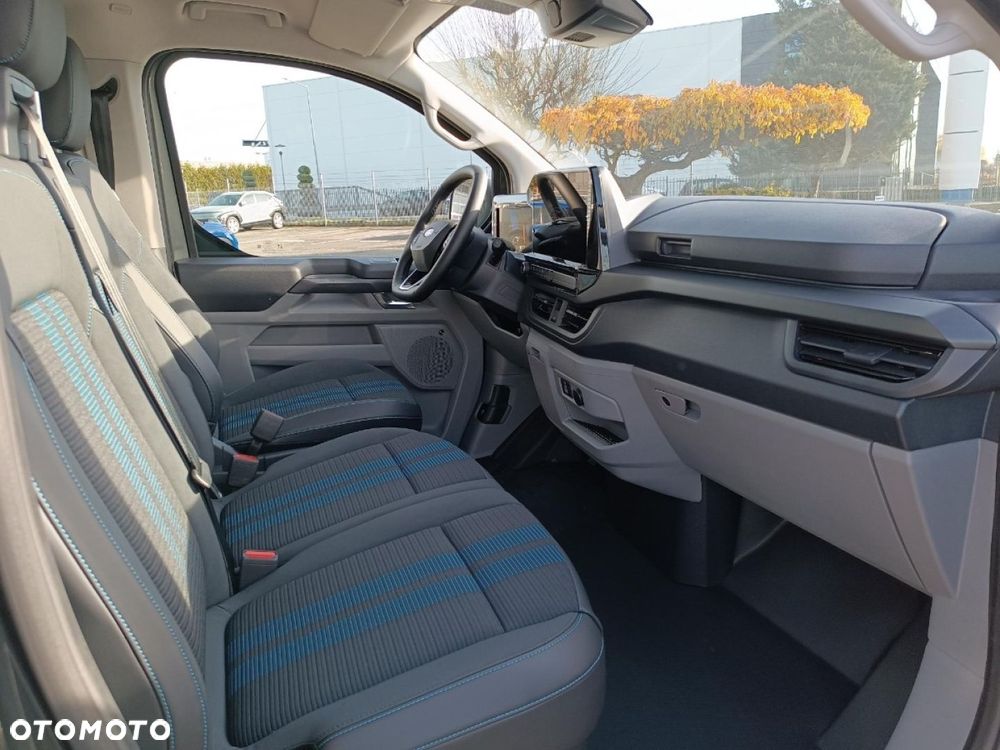 Ford Transit Custom - 11