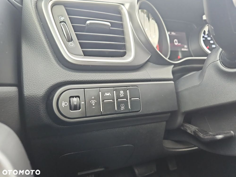 Kia Ceed 1.5 T-GDI M DCT - 16