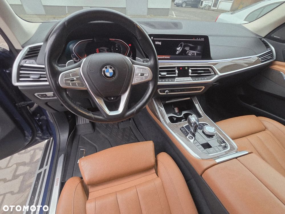 BMW X7 xDrive40i - 12