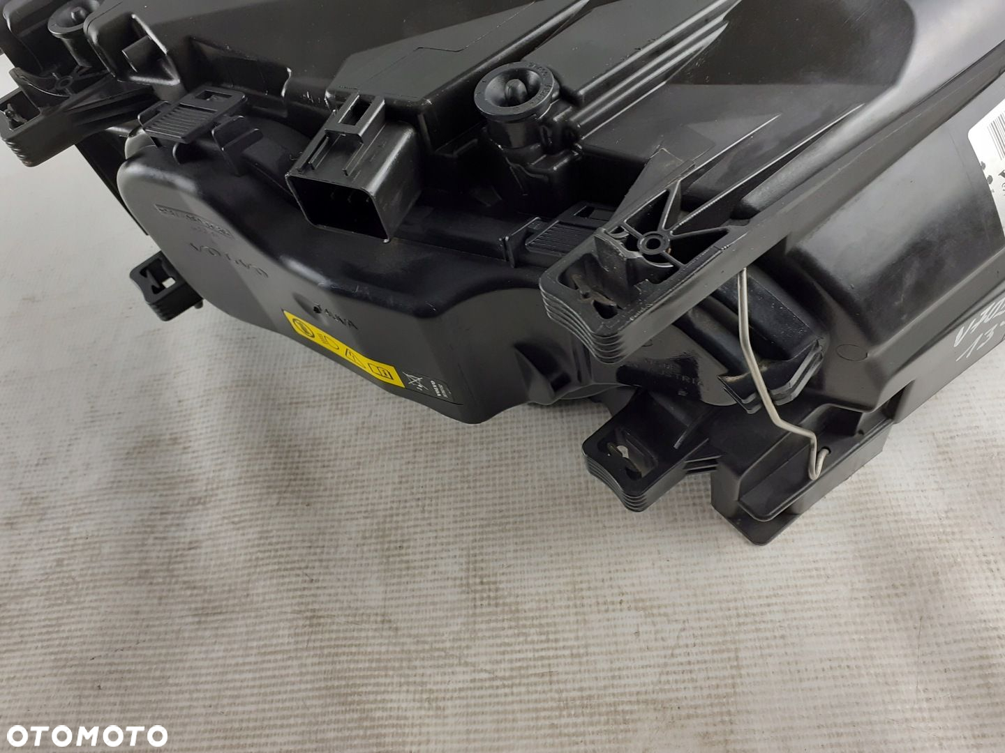 Lampa lewa przód Volvo XC70 V70 S80 xenon 07-13r. - 6