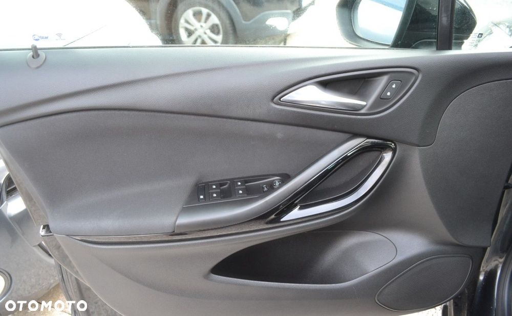 Opel Astra 1.4 Turbo Dynamic - 24