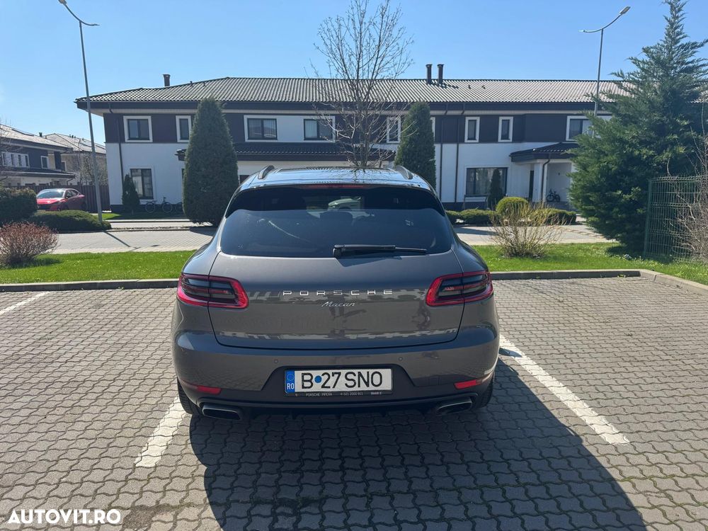 Porsche Macan - 5