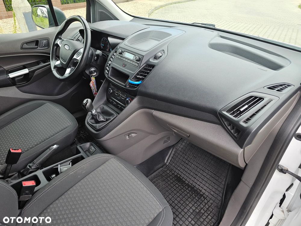 Ford Transit Connect - 12