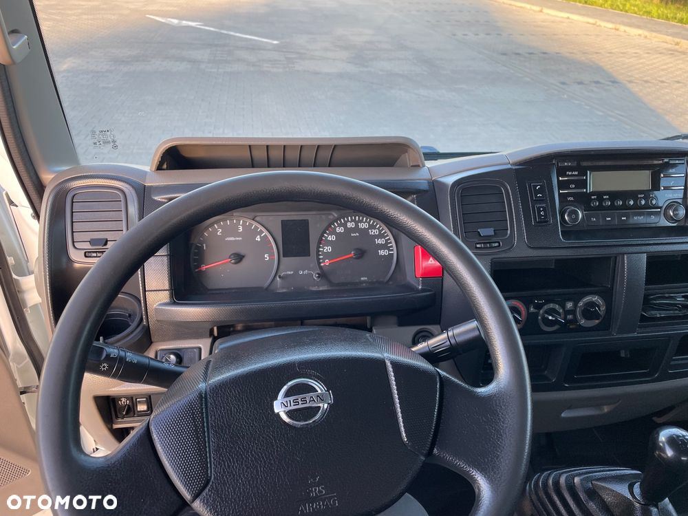 Nissan Cabstar - 35