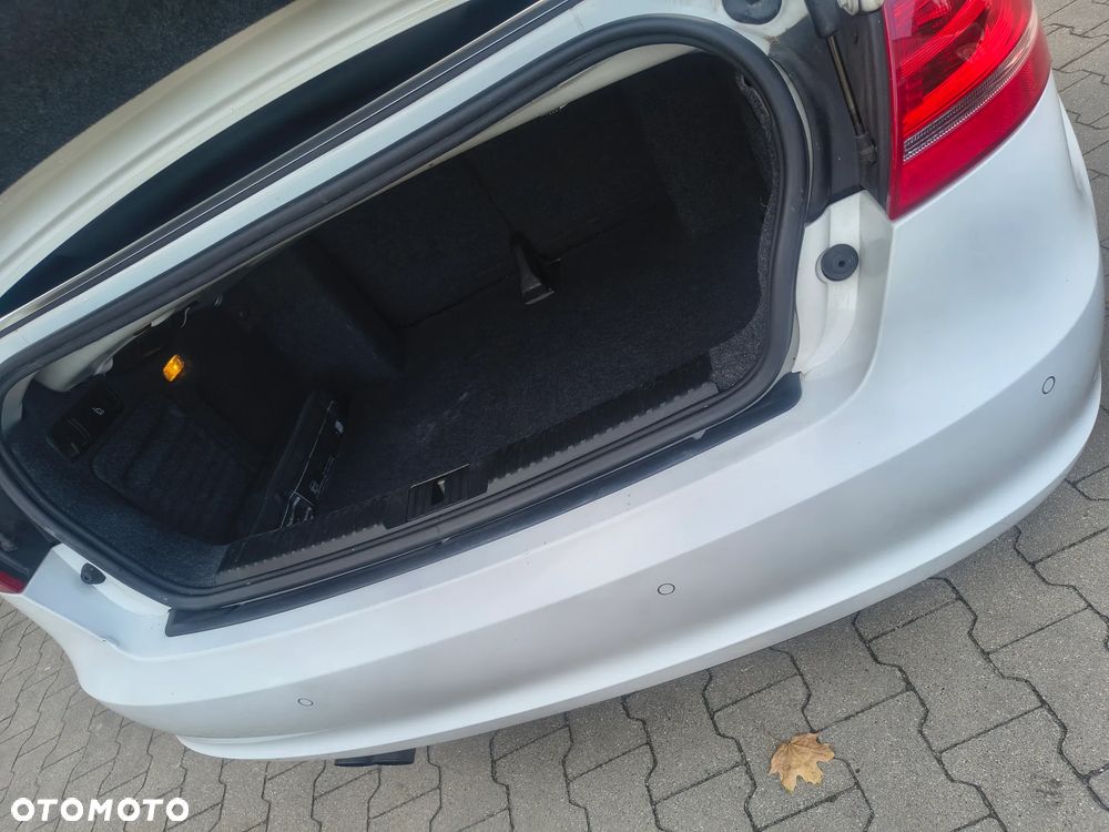 Audi A3 Cabrio 2.0 TDI DPF Attraction - 17