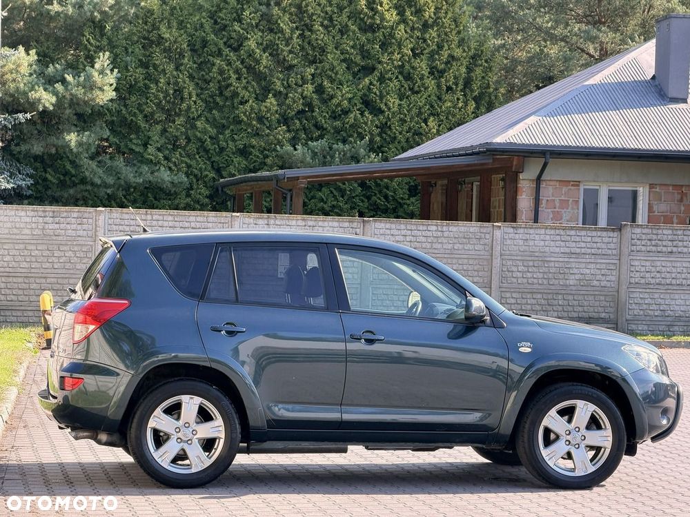 Toyota RAV4 2.2 D-4D Prestige - 37